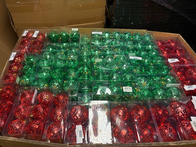 Ca. 240x kerstballen, house of seasons, diversen, foam met spiegel afwerking - afbeelding 1 van  5