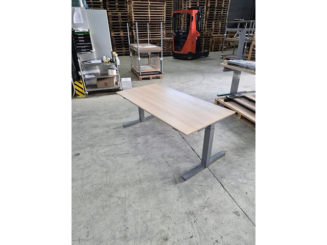 Ca. 24x bureau, gispen - afbeelding 1 van  2