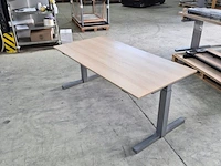 Ca. 24x bureau, gispen