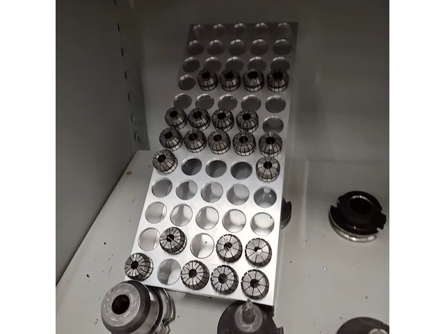 Ca. 24x diverse gereedschapshouders t.b.v. cnc bewerkingscentrum, kavel 2 - afbeelding 2 van  21