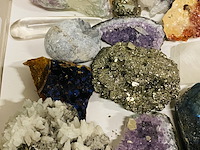 Ca. 24x diverse mineralen - afbeelding 2 van  4