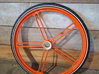 Ca. 24x fiets achterwiel met velg - afbeelding 2 van  5