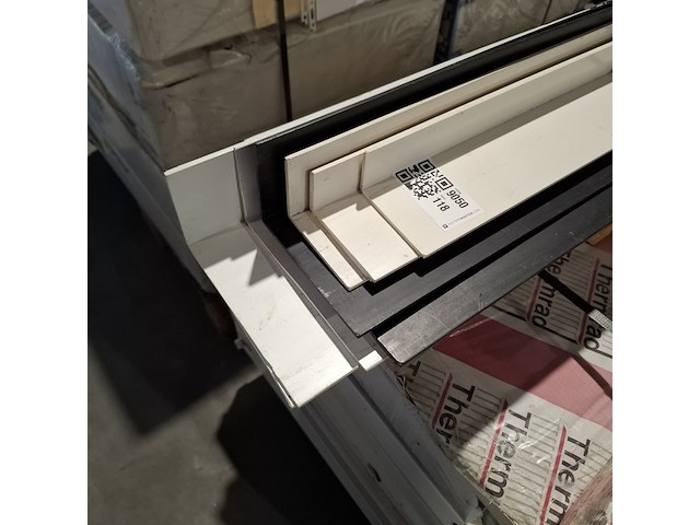 Ca. 24x kunststof hoekprofielen - afbeelding 4 van  4