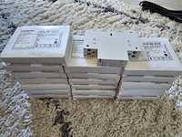 Ca. 24x kvm-switch alif2000r en diverse siemens materieel, alif en siemens - afbeelding 7 van  24