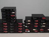 Ca. 24x kvm-switch alif2000r en diverse siemens materieel, alif en siemens - afbeelding 1 van  24