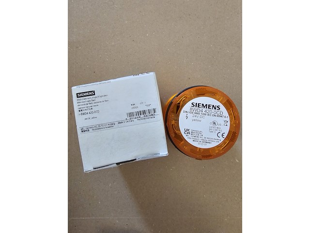 Ca. 24x kvm-switch alif2000r en diverse siemens materieel, alif en siemens - afbeelding 14 van  24