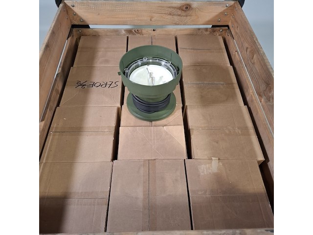 Ca. 24x lichtarmatuur, verolme elektra, mx6773 - afbeelding 2 van  9