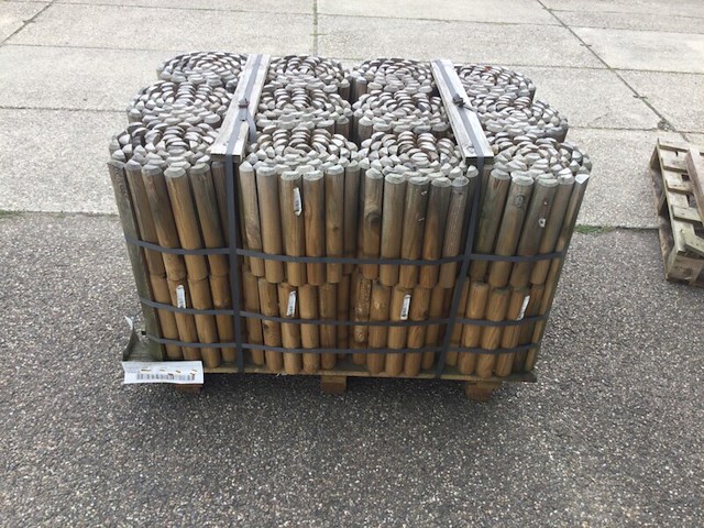 Ca. 24x rolborders 30 cm hoog, 250 cm lang, elephant, bruin, geïmpregneerd - afbeelding 1 van  3
