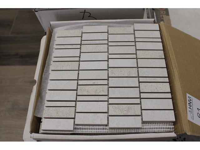 Ca. 2,5 m2 wandtegels. - afbeelding 2 van  2
