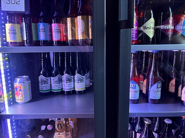 Ca. 250 flesjes/blikjes vnl. speciaalbier in grote diversiteit - afbeelding 1 van  4