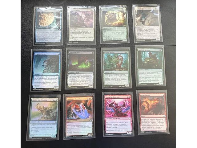 Ca. 250x glimmende (foil) magic the gathering kaarten - afbeelding 1 van  12