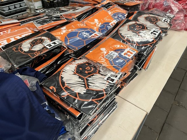 Ca. 250x knvb voetbalkleding voor kinderen - afbeelding 1 van  8