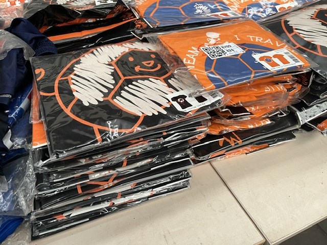 Ca. 250x knvb voetbalkleding voor kinderen - afbeelding 2 van  8
