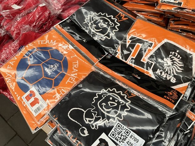 Ca. 250x knvb voetbalkleding voor kinderen - afbeelding 5 van  8