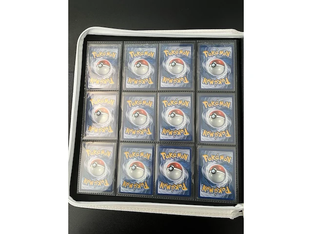 Ca. 250x speciale reverse holo pokémon-kaarten - afbeelding 19 van  25