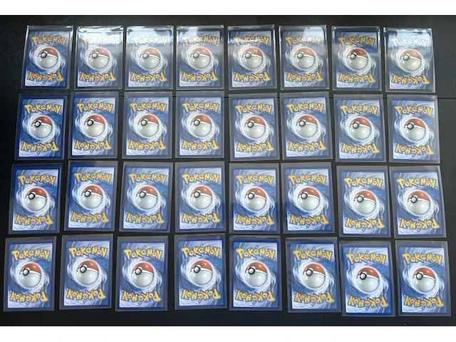 Ca. 250x speciale reverse holo pokémon-kaarten - afbeelding 12 van  15