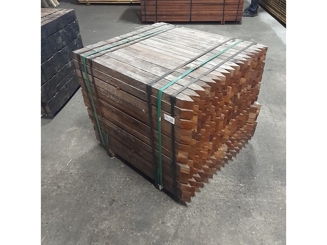Ca. 252x hardhouten paal, 5 x 5 x 100 cm - afbeelding 1 van  4