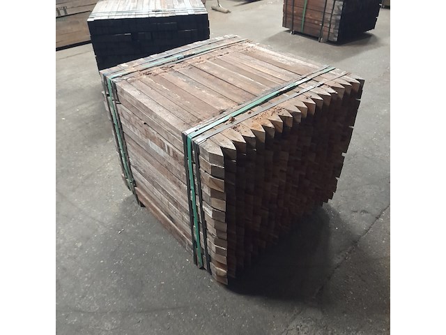 Ca. 252x hardhouten paal, 5 x 5 x 100 cm - afbeelding 4 van  4