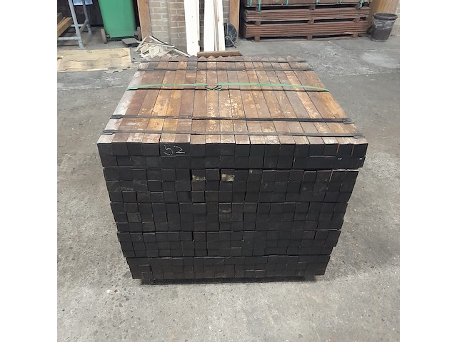 Ca. 252x hardhouten paal, 5 x 5 x 100 cm - afbeelding 2 van  4