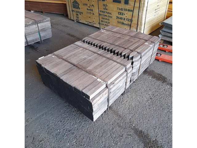 Ca. 252x hardhouten paal, 5 x 5 x 75 cm - afbeelding 1 van  4