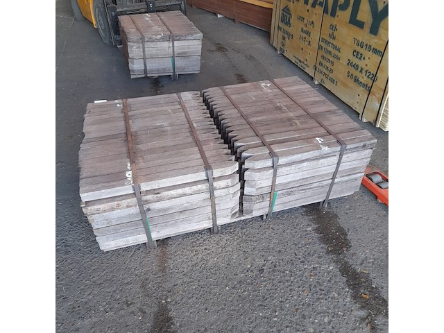Ca. 252x hardhouten paal, 5 x 5 x 75 cm - afbeelding 2 van  4
