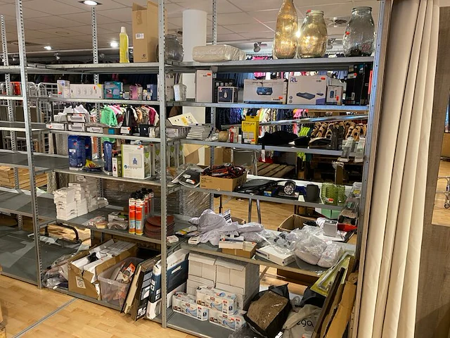 Ca. 256x handelsgoederen, grohe, lucide, nokia, etc. - afbeelding 1 van  17
