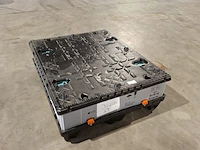 Ca. 25x 2.5 liter blikken verf inclusief palletbox, b & q colors, wit - afbeelding 4 van  10