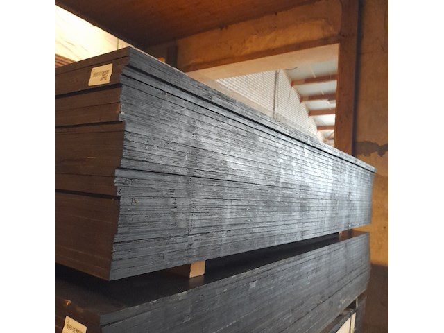 Ca. 25x betonplex / betonmultiplex, 1,8 x 125 x 250 cm - afbeelding 2 van  4