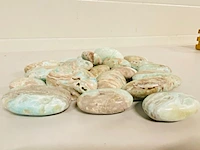Ca. 25x blue caribbean calciet palmsteen