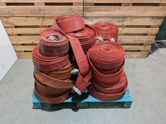 Ca. 25x brandweerslang met storz-koppeling - afbeelding 1 van  5