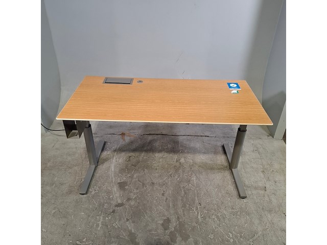 Ca. 25x bureau, o.a. gispen - afbeelding 14 van  16