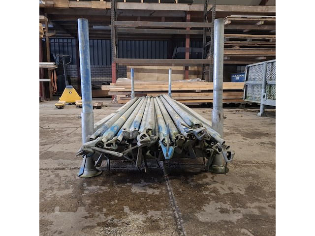 Ca. 25x diagonaal 257cm layher, inclusief bok - afbeelding 5 van  7