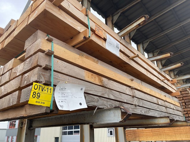 Ca. 25x douglas balken fijnbezaagd, 75x175mm, lengte 300cm - afbeelding 4 van  4