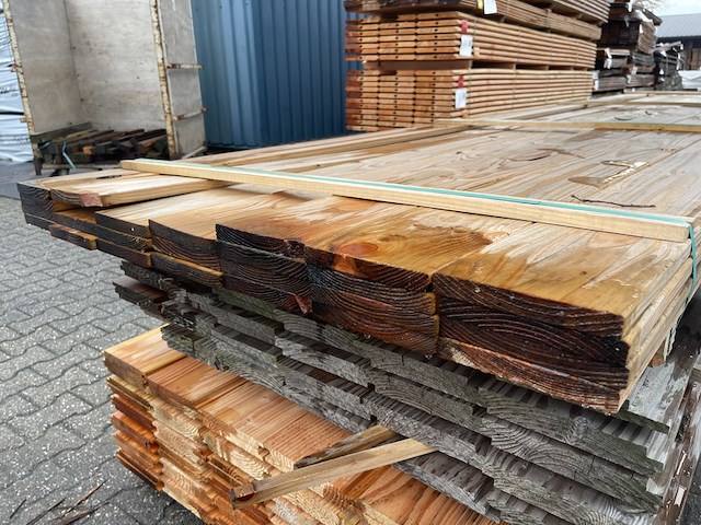 Ca. 25x douglas planken geschaafd, 18x145mm, lengte 400cm - afbeelding 3 van  3