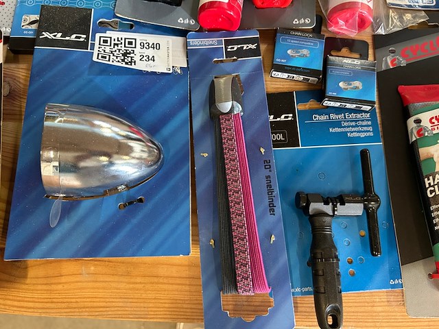 Ca. 25x fiets accessoires en onderhoud, w.o. union, xlc, cyclon - afbeelding 5 van  5