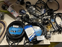 Ca. 25x kabelslot w.o. m-wave, abus - afbeelding 1 van  10
