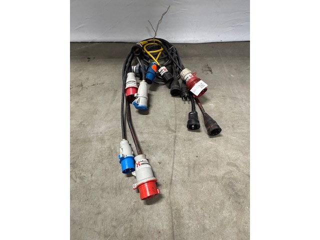 Ca. 25x krachtstroom stekkers en verlopen - afbeelding 3 van  5