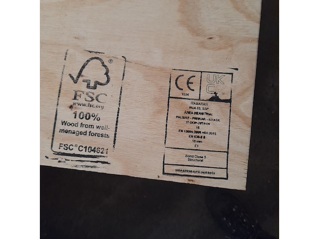 Ca. 25x underlayment constructieplaat, 1,8 x 122 x 244 cm - afbeelding 4 van  5