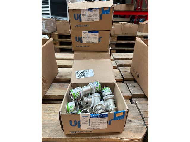 Ca. 25x uponor s-press plus t-stukken - afbeelding 1 van  4