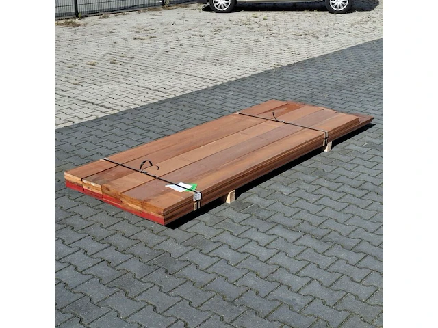 Ca. 25x vlonder/gevel plank, tropisch hardhout | 21x185 mm - afbeelding 1 van  5