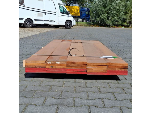 Ca. 25x vlonder/gevel plank, tropisch hardhout | 21x185 mm - afbeelding 4 van  5