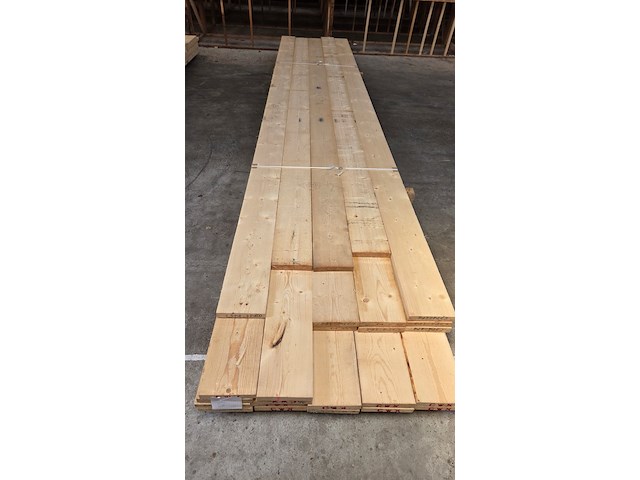 Ca. 25x vuren planken - afbeelding 1 van  4