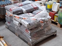 Ca. 25x zak a 25 kg betonmortel cebo