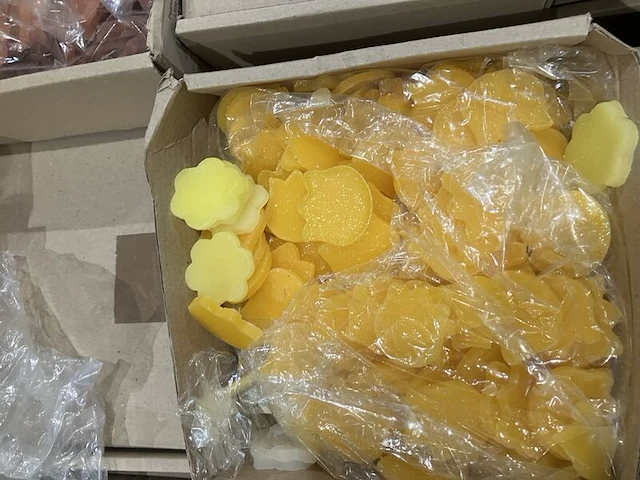 Ca. 260x doosjes waxmelts - afbeelding 2 van  9