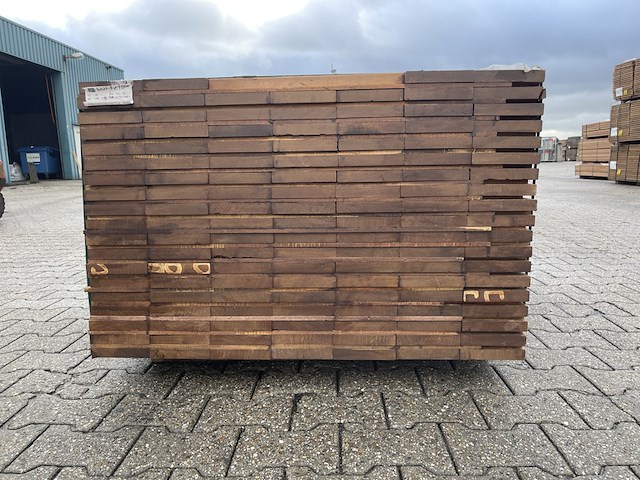 Ca. 260x guyana ipé planken geschaafd, 25x145mm, lengte 253/65cm, 7/135cm - afbeelding 3 van  4