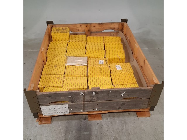 Ca. 26x afdekplaat generator, bosch, 1125 885 141 - afbeelding 1 van  5