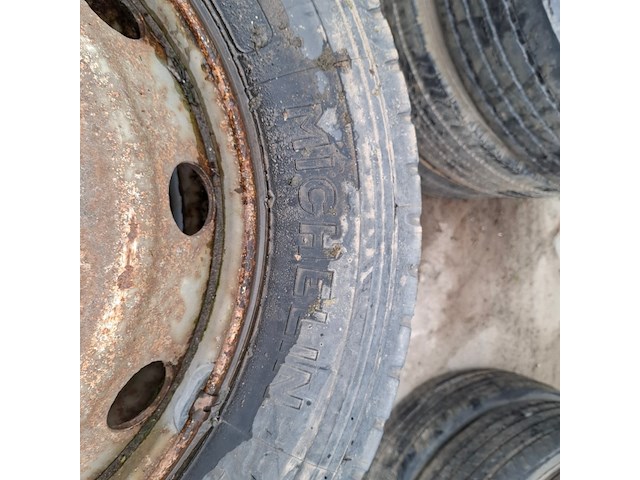 Ca. 26x band op velg - afbeelding 6 van  32
