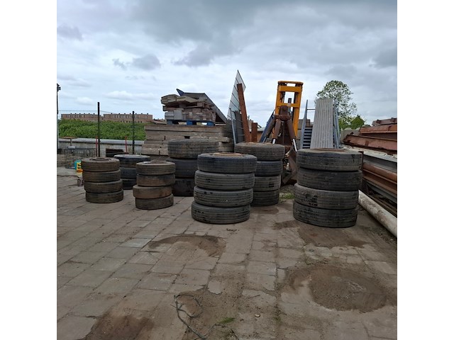 Ca. 26x band op velg - afbeelding 12 van  32
