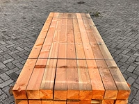 Ca. 26x douglas balken fijnbezaagd, 120x120mm, lengte 300cm