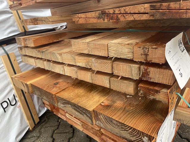 Ca. 26x douglas balken fijnbezaagd , 50x100mm, lengte 500cm - afbeelding 3 van  3